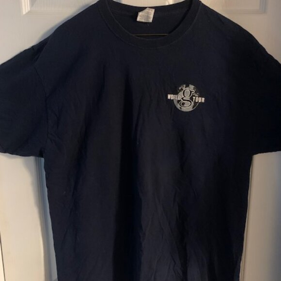 GARTH BRROKS/ TRISHA YEARWOOD CONCERT  BAND TEE - Picture 3 of 3
